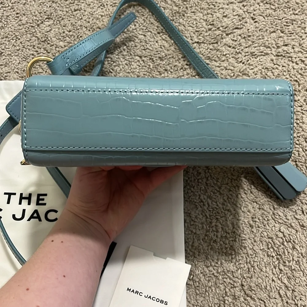 Marc Jacobs Shutter Crossbody Bag - Picture 5 of 5